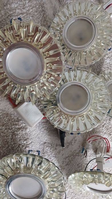 Продам светильники потолочный