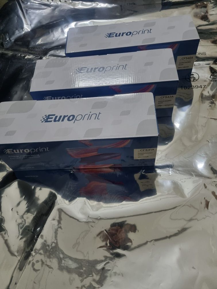 Картридж CF540A. CF541A. CF 543A.