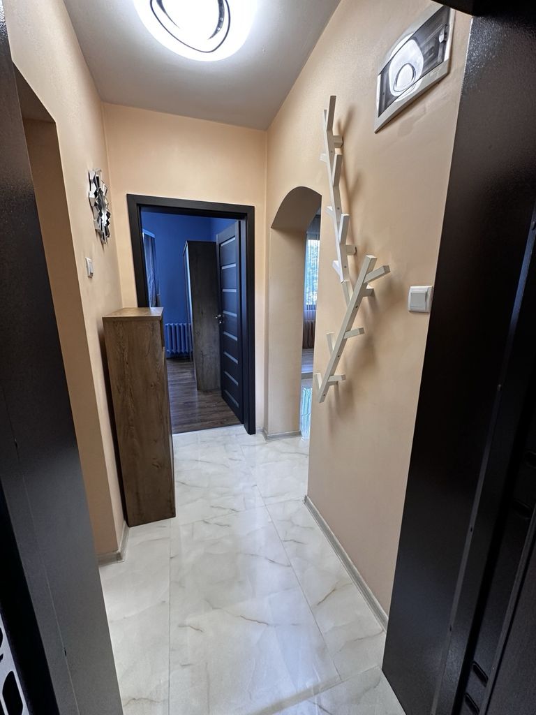 Дава се под наем Двустаен апартамент в Враца, Център - 50 кв.м за 331.5 € - Снимка #7