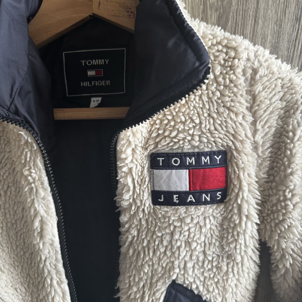Уникално якенце Tommy