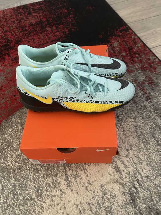 Adidasi sintetic nike nr 41