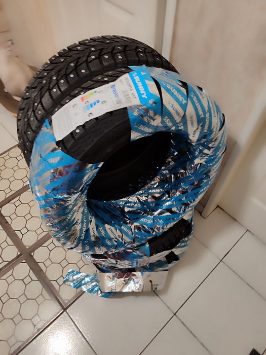 Срочно продам резину шины на авто