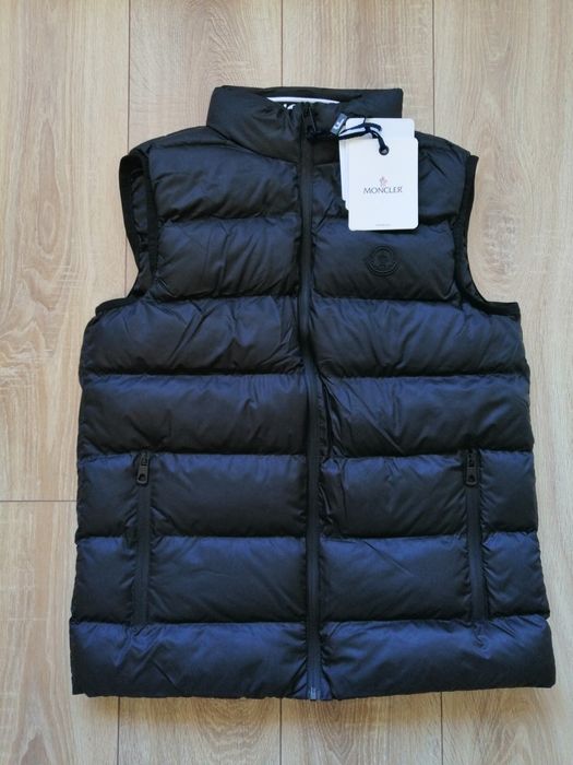 Moncler мъжки елек в черен цвят   3 5 6