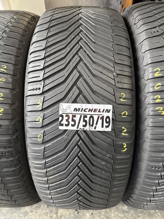 235/50/19 Michelin M+S