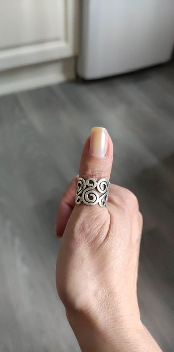 Уникален сребърен пръстен с печат