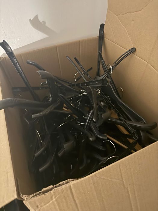 Umerase 200 bucăți