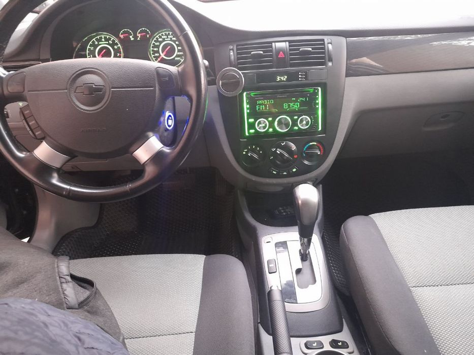 Gentra 2022 3-pozitsiya Full Avtomat karobka srochna sotiladi