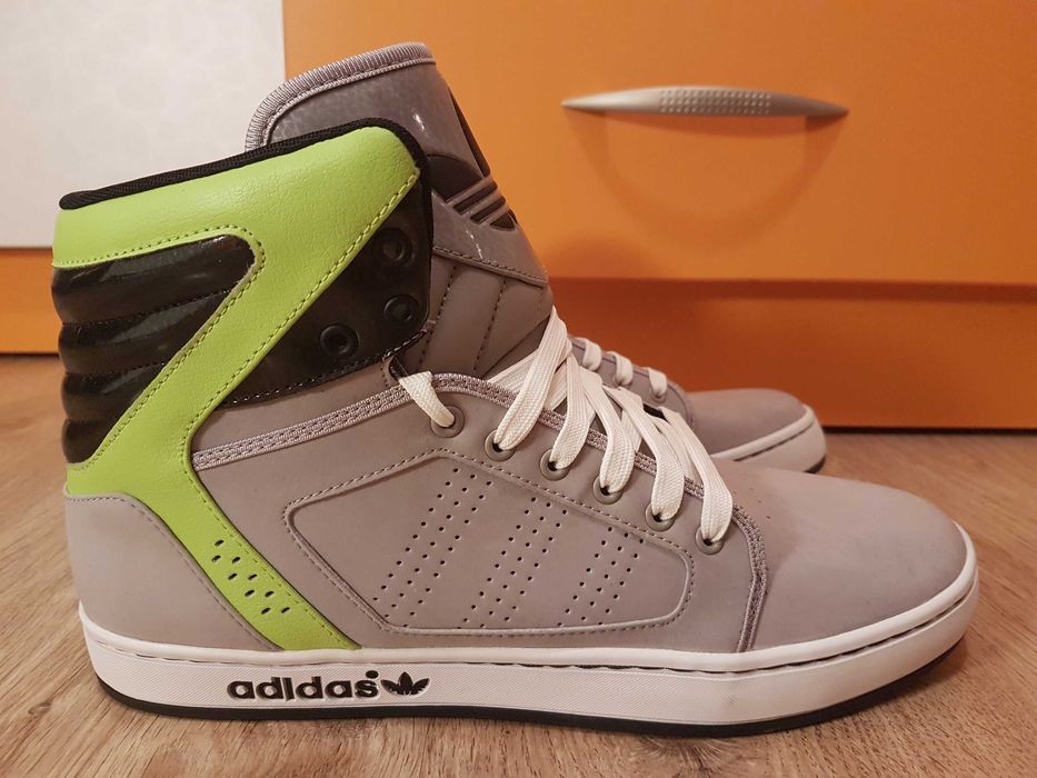 Adidas adi HIGH EXT нови мъжки баскетболни обувки номерa 44 и 44 2/3