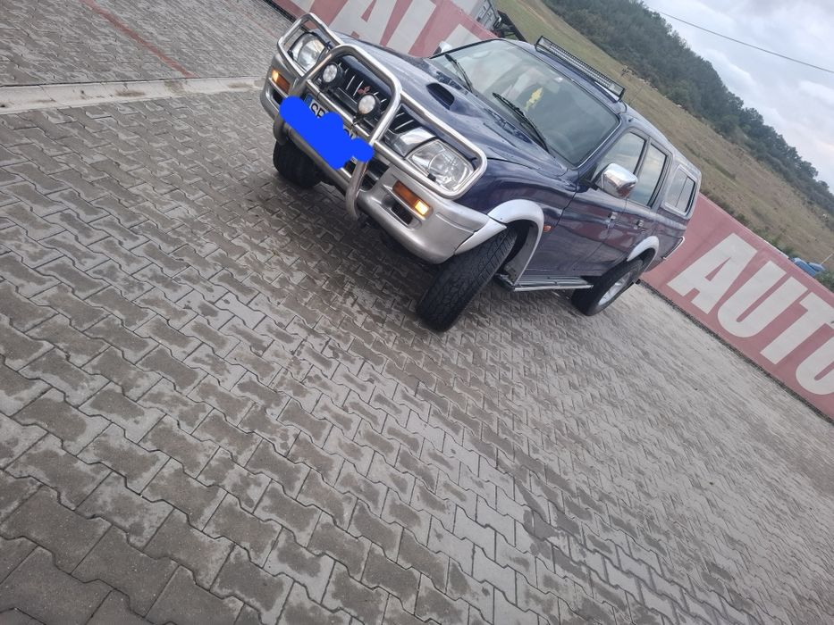 Vând său schimb Mitsubishi l200 2.5 1999