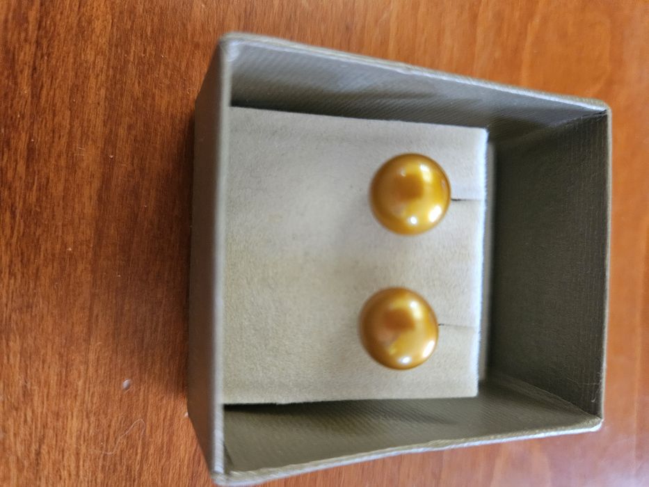 Обици от култивирани перли