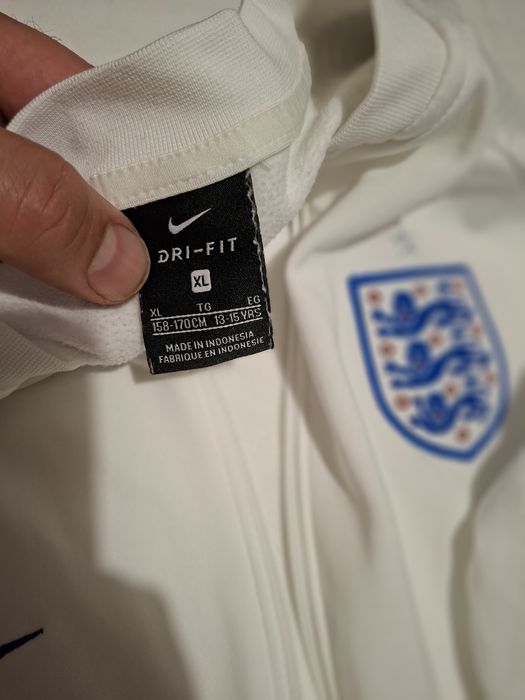 Дрехи за момче 13-14г всичко е по 8лв за бр.