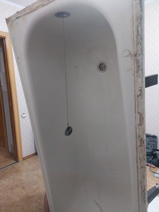 Продам ванну, унитаз, раковину б/у