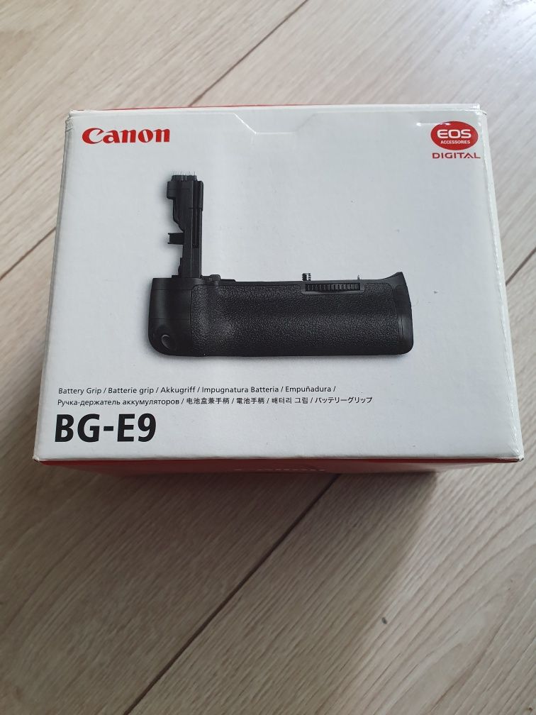 Battery grip canon  BG-E9