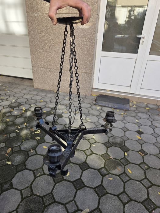 Полюлей ковано желязо