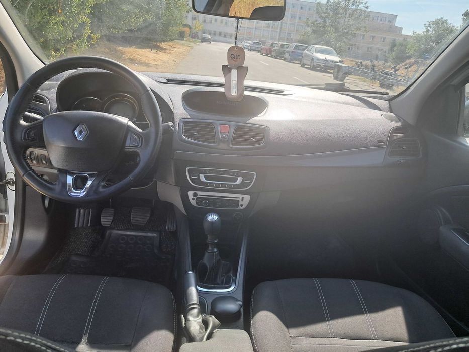 Renault fluence 20115