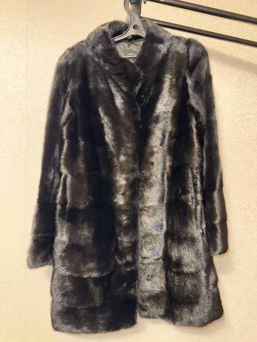 Новая шуба в отличном состоянии 46го размера