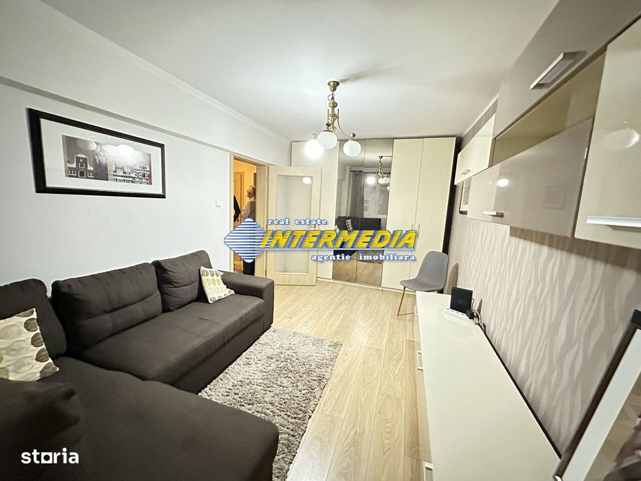 INCHIRIERE Apartament 3 Camere Deco CETATE Stadion Et. 2 mobilat