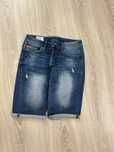 Къси нанталони Lee Cooper и Sisley