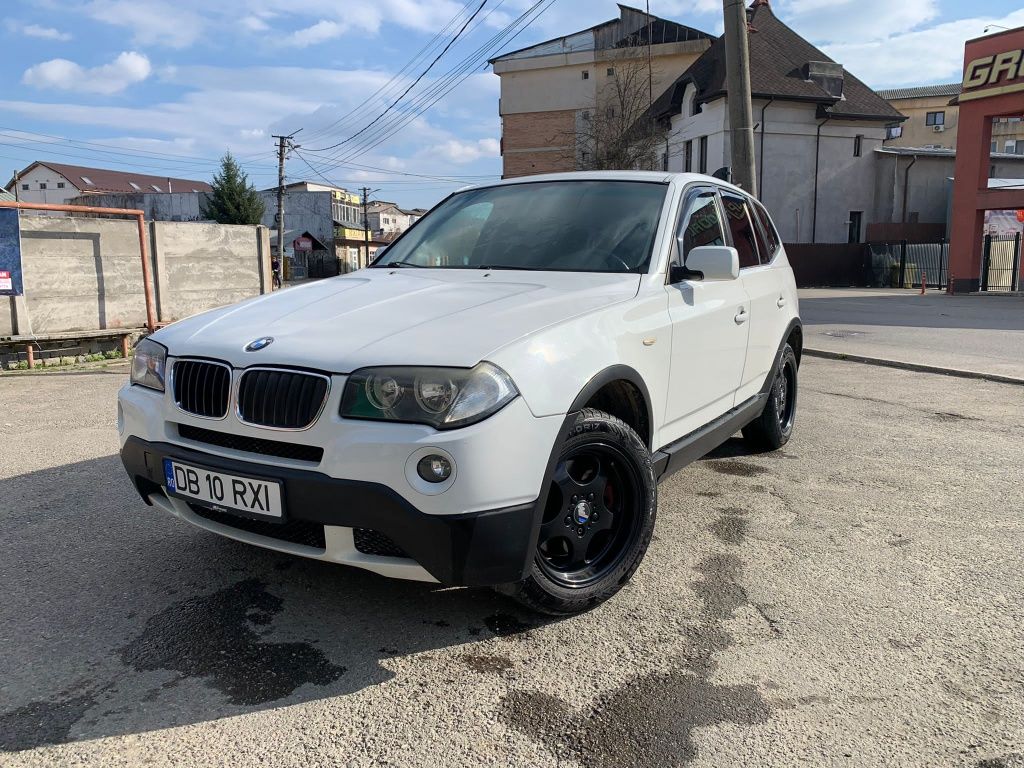 BMW X3 2.0 benzina 150 cai
Distri