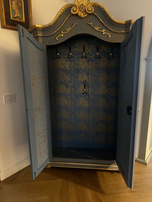 Șifonier lemn masiv recondiționat și pictat