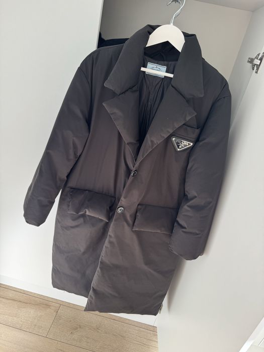 Продам куртку прада