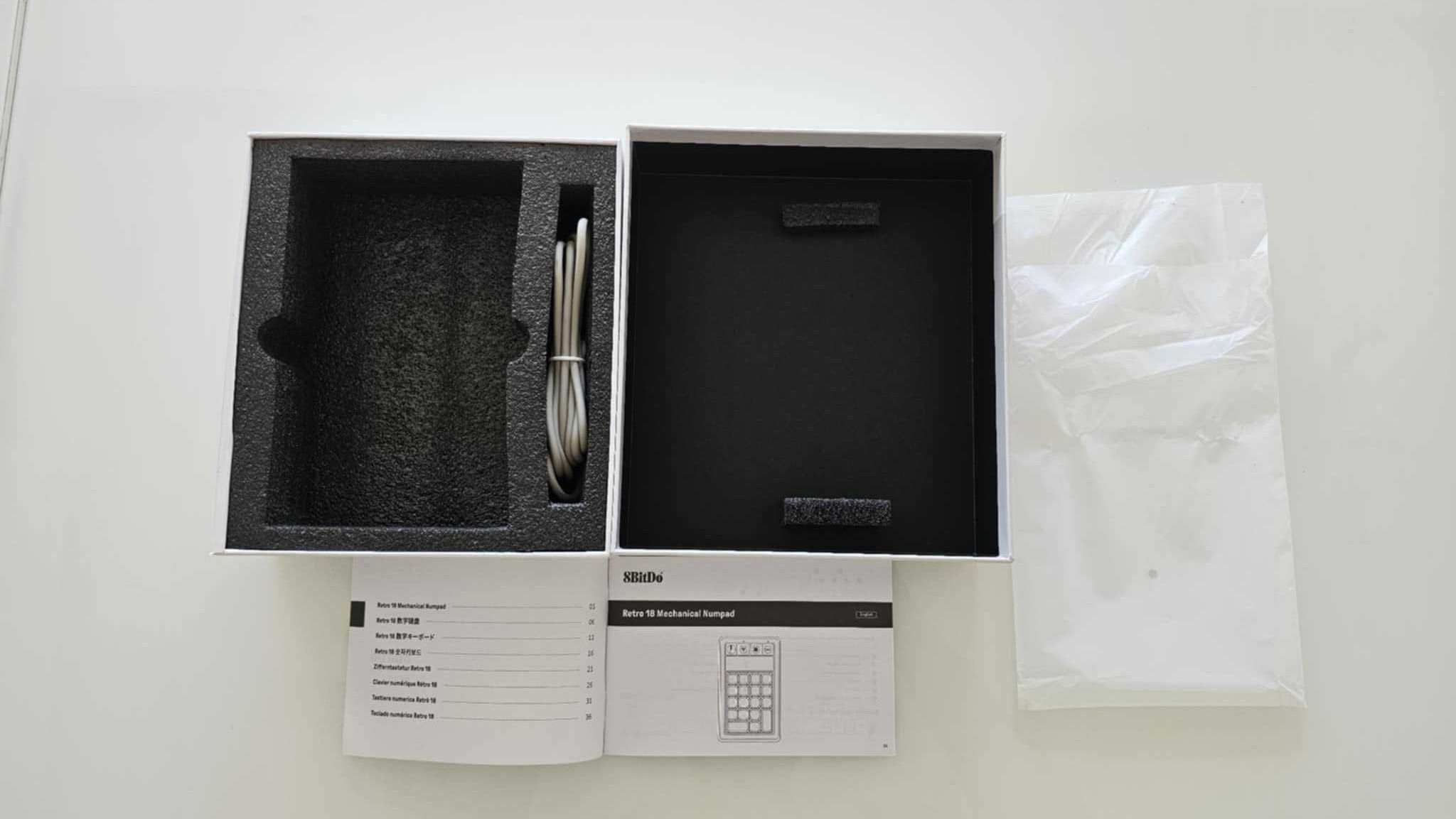 8BitDo Retro 18 Mechanical Numpad/ Механичен нъмпад