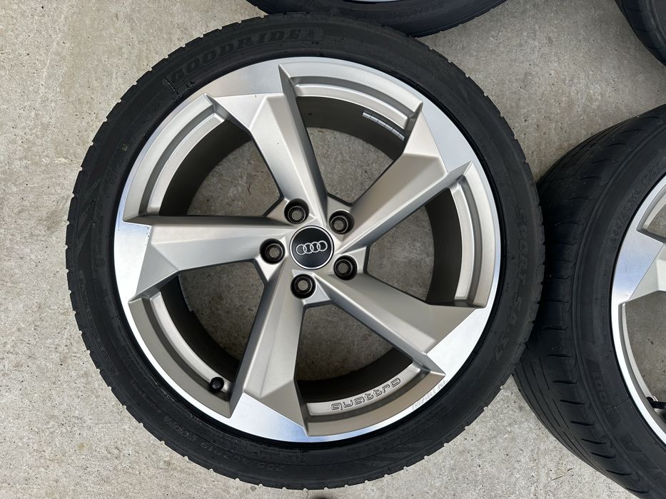 Jante ORIGINALE Audi pe 19’ tip Rotor / Turbine 5x112