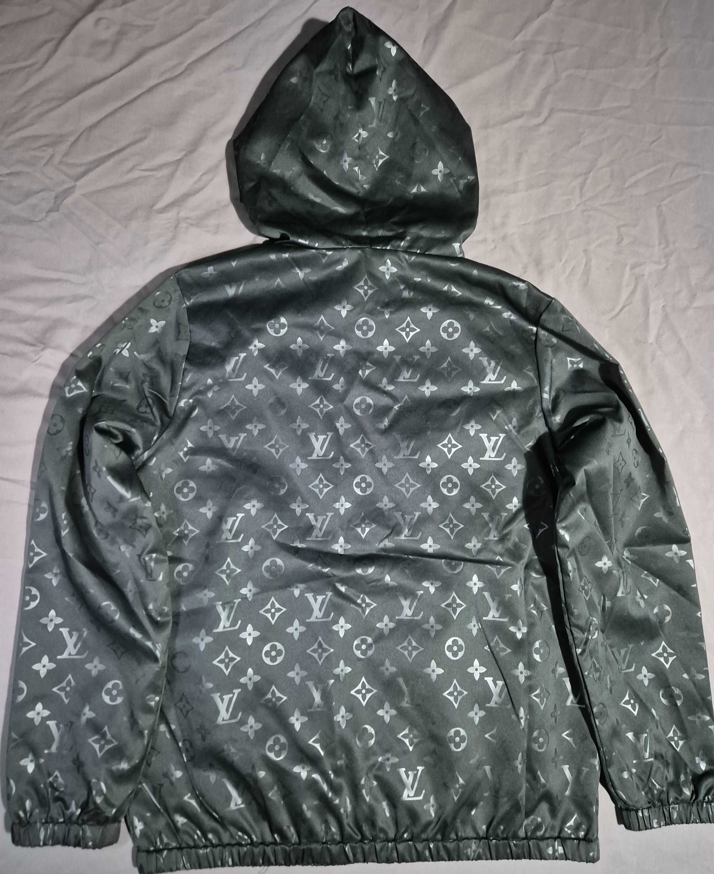 Louis Vuitton Яке