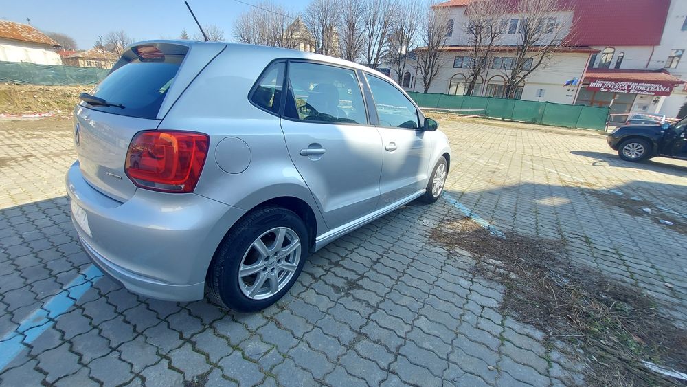 Vand WV Polo și schimb+/- diferența.