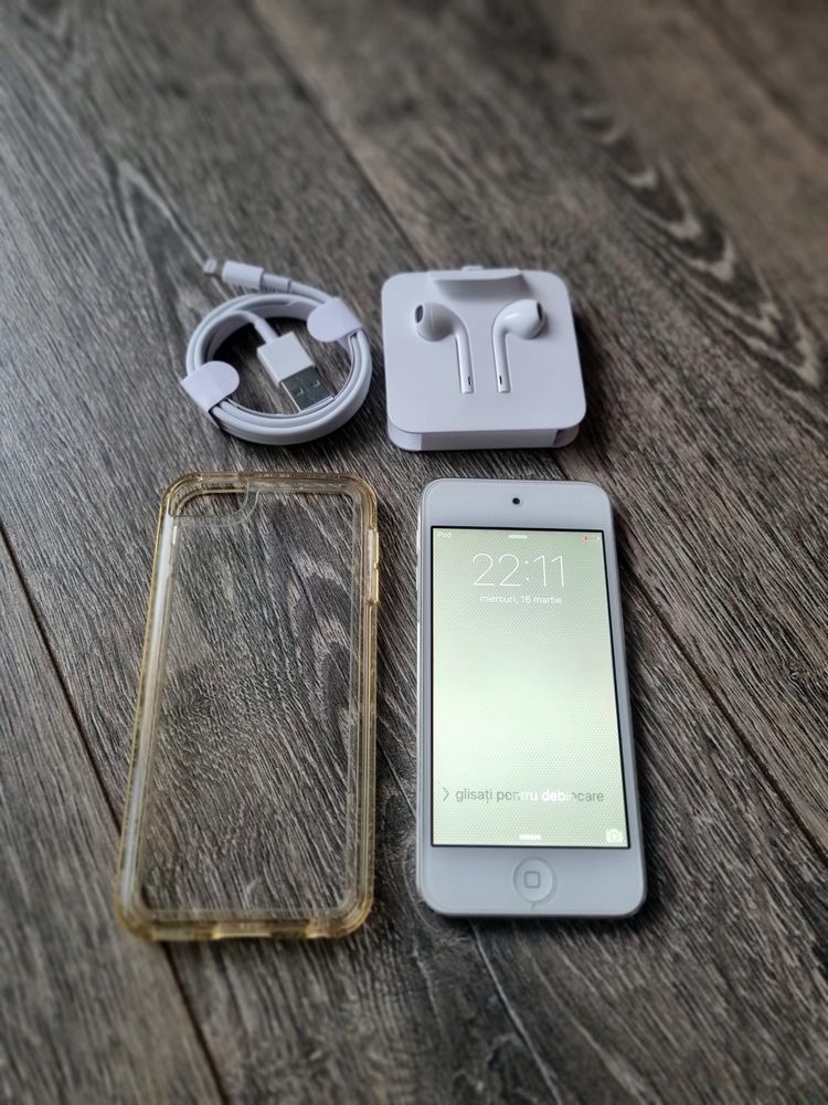 iPod Touch APPLE 5th gen ,impecabil