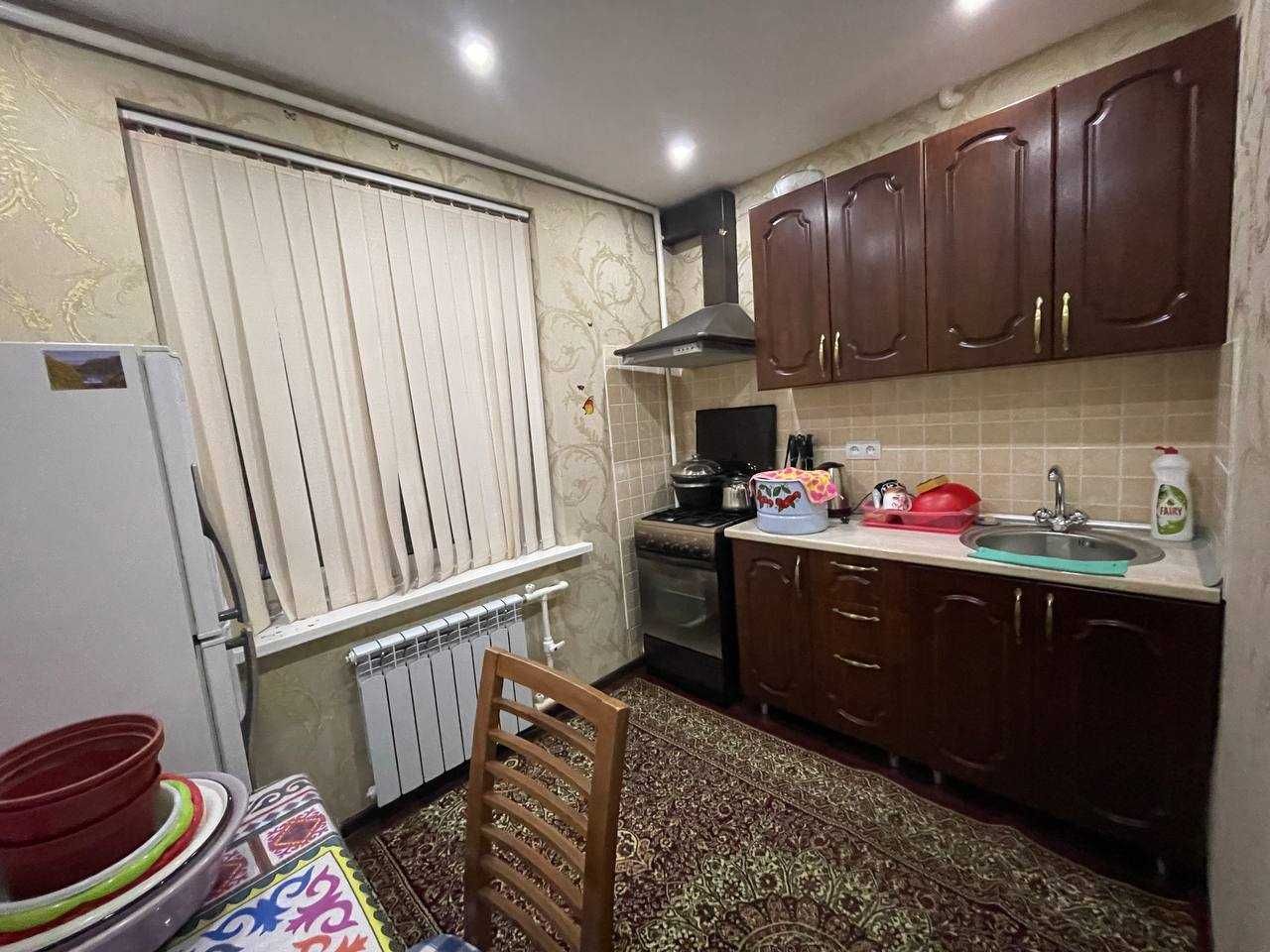 м.Космонавтов Выставочный Зал напротив ЦУМ 2-комн 2/4 41 м² ремонт меб