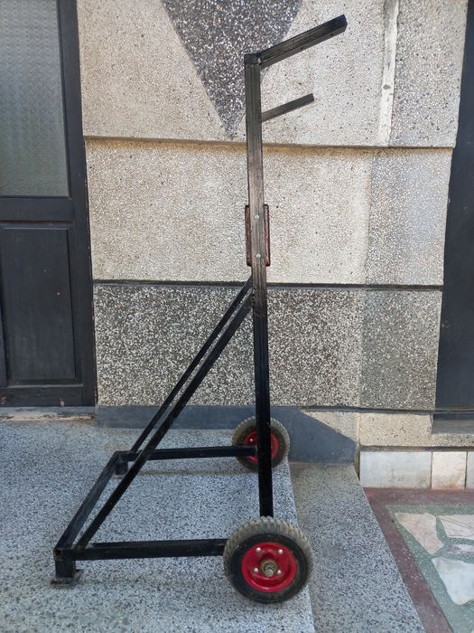 Транспортна количка за извънбордов двигател