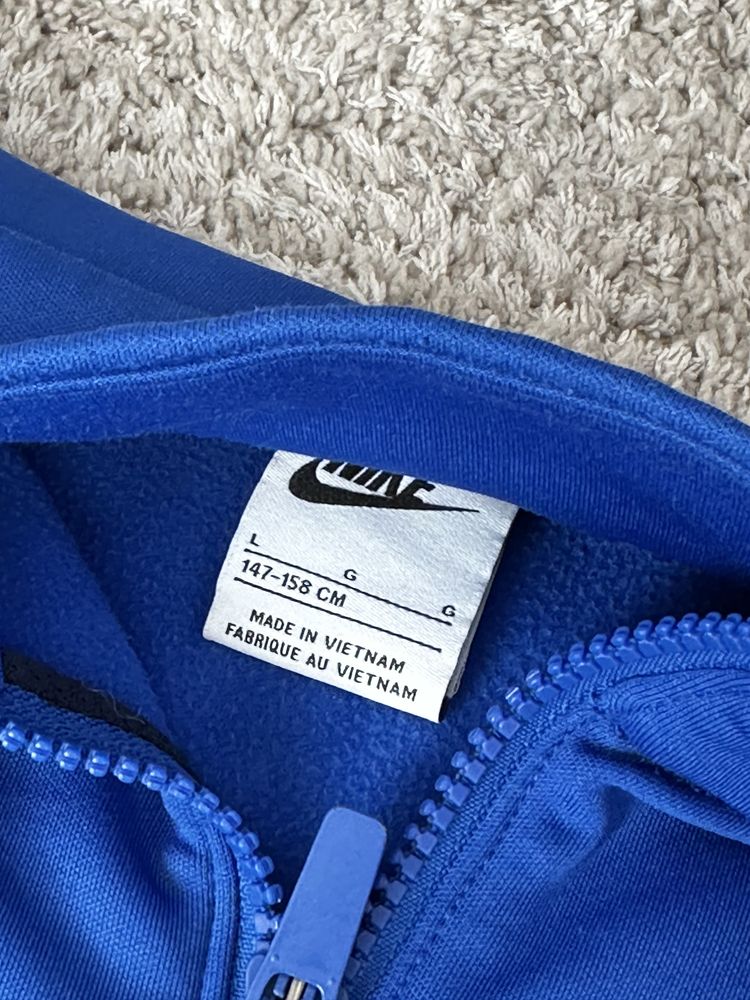 Екип Nike за момче 147-158 см
