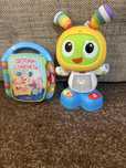 Fisher Price - Музикално танцуващо роботче BeatBo+музикална книжка