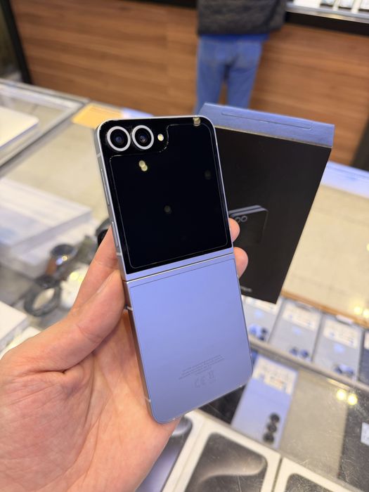 Samsung Flip 6 Vietnam