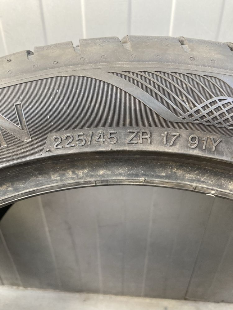225/45/17 Vredesten лятни гуми