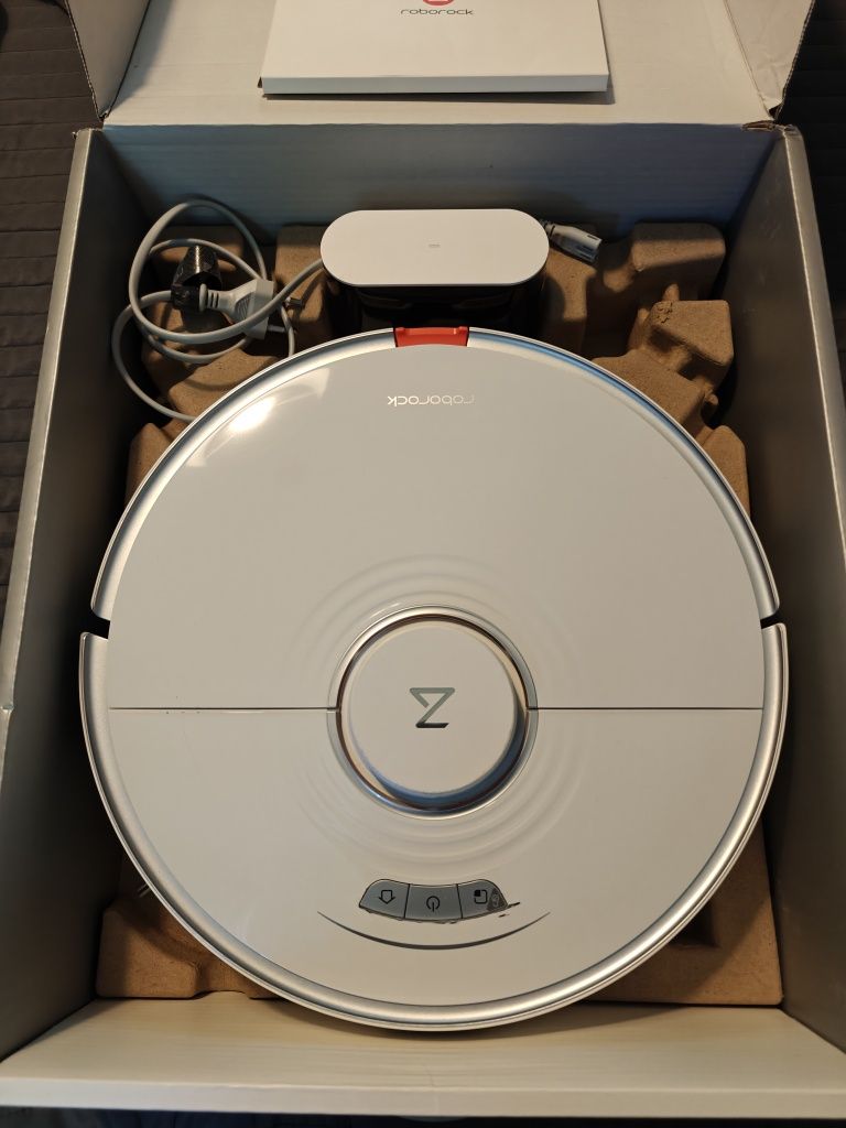 Roborock S7 робот
