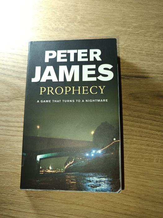 Profeție de Peter James