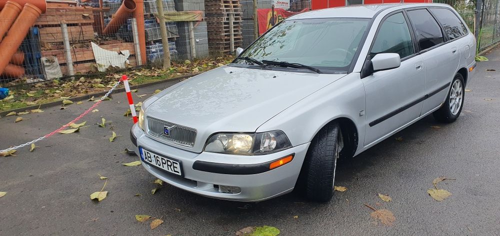 Volvo v 40, 1.9 diesel, ITP valabil