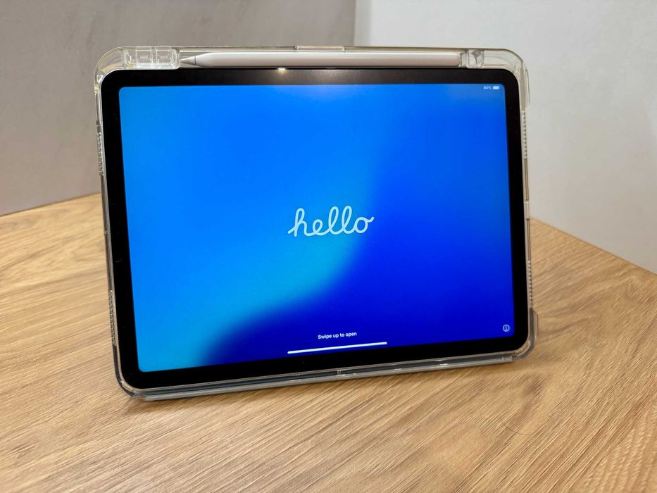 iPad Air 4th Gen (64GB) + Apple Pencil 2nd gen: Като Нови + Подарък!