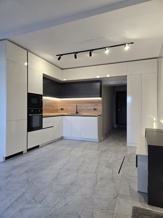 Продава се Къща в Горна Оряховица - 100 кв.м за 1350 €/кв.м - Снимка #3