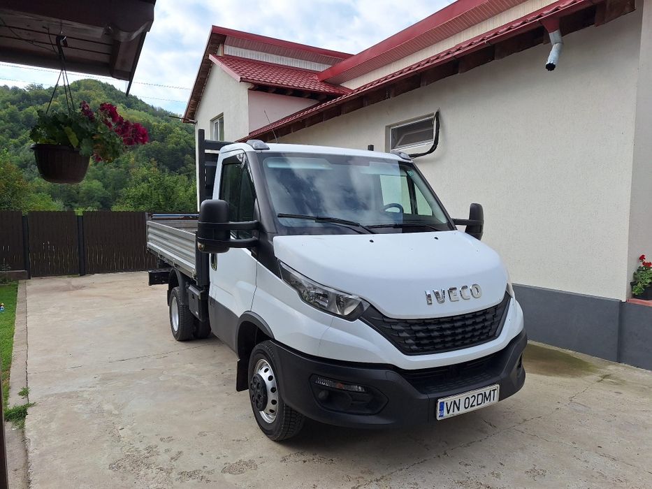 Vând iveco daily