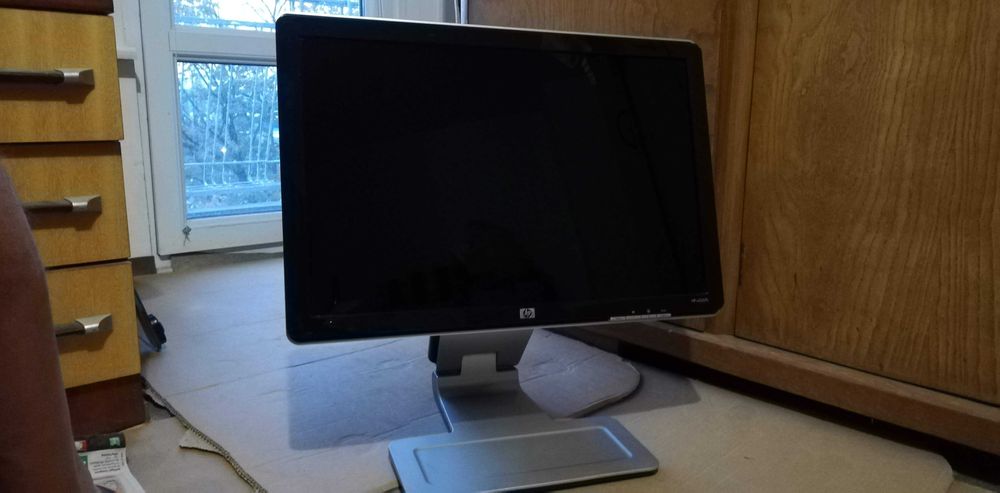 Монитор Hp 22 инча с Hdmi