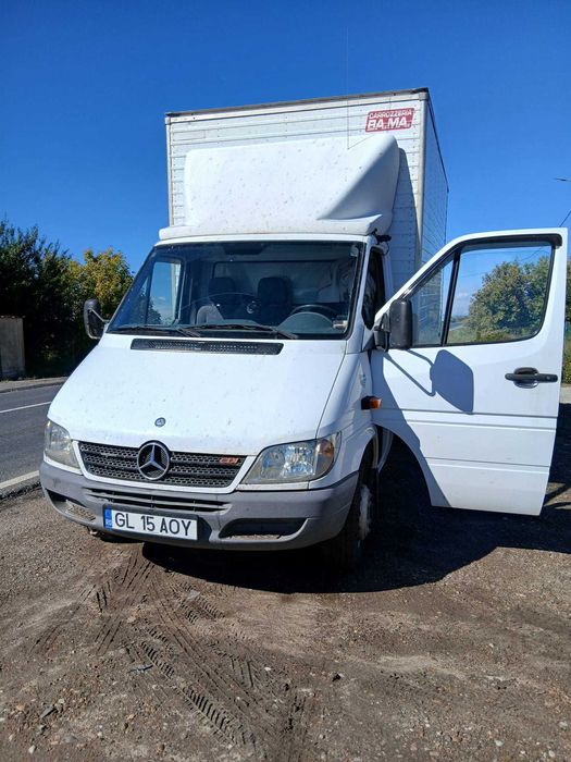 Vând Mercedes Benz 416 motor 2800 an 2004