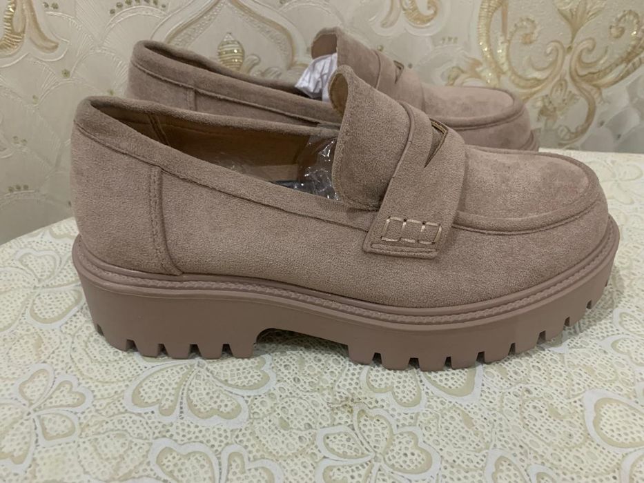 Лоферы женские новые