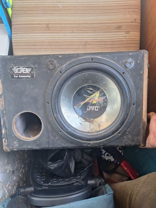 Продам сабвуфер GB