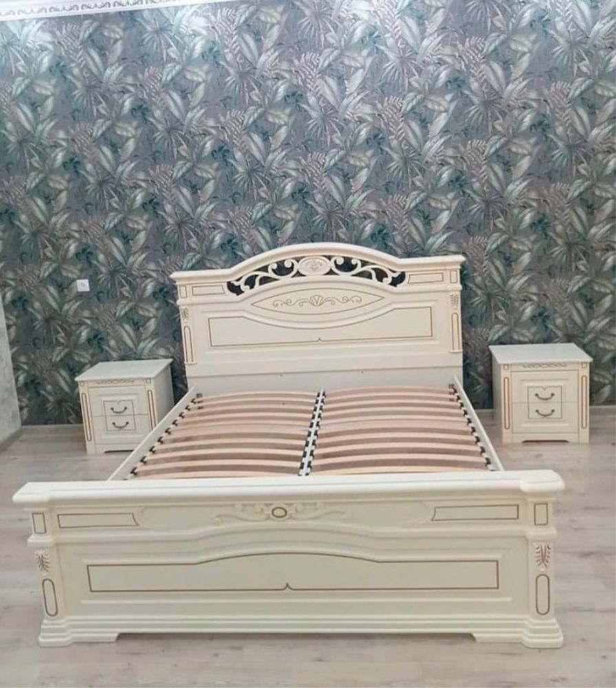 Спальный кровать с матрасом, 2 тумбочка