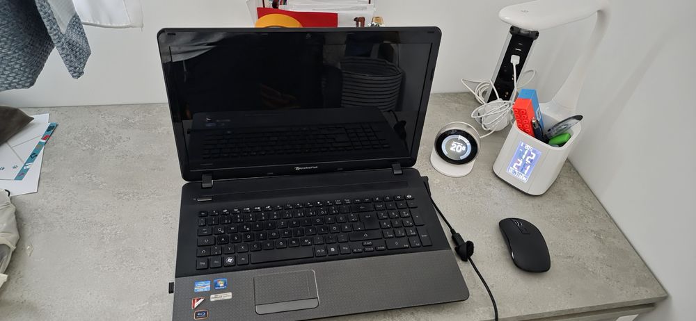 Laptop Packard Bell 17.3", i5, 8GB RAM, SSD 500GB - Rapid și Ecran Mar