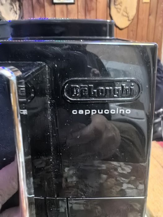 Кафемашина автомат Delongi