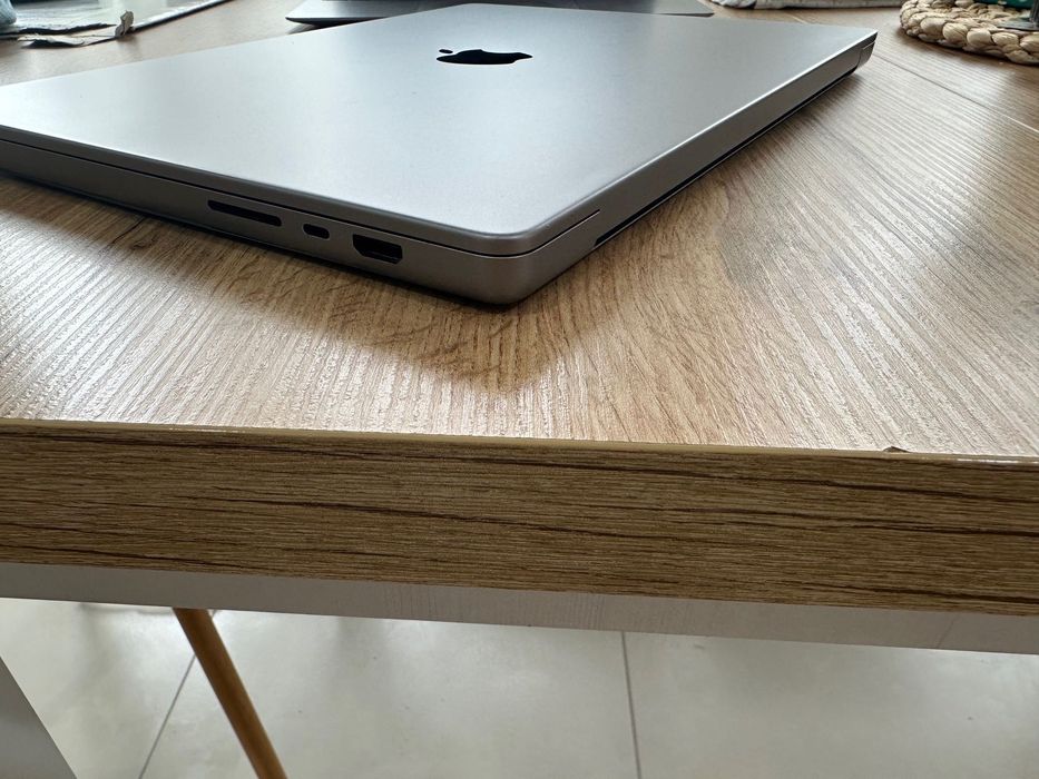 MacBook Pro 16" M1 Pro 10-CPU, 16-GPU, 16RAM, 512GB SSD